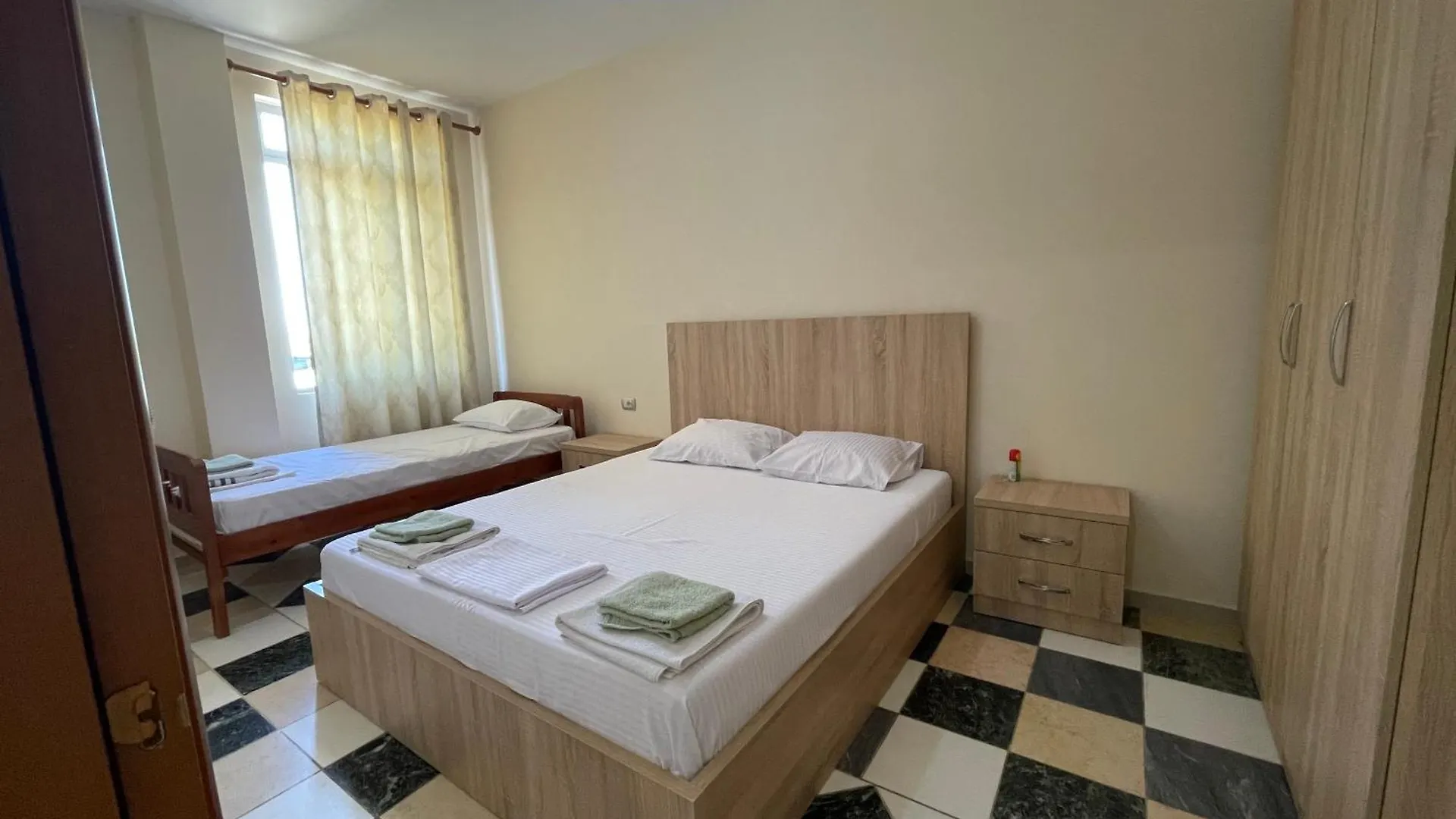 Bajovah Apartments & Restaurant Tirana