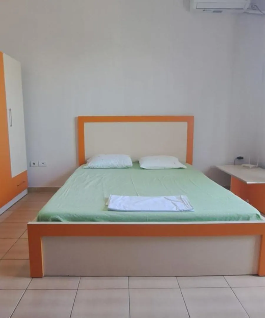 Bajovah Apartments & Restaurant Tirana Albánie