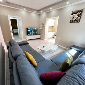 Apartament Golden Cherry, Tirana