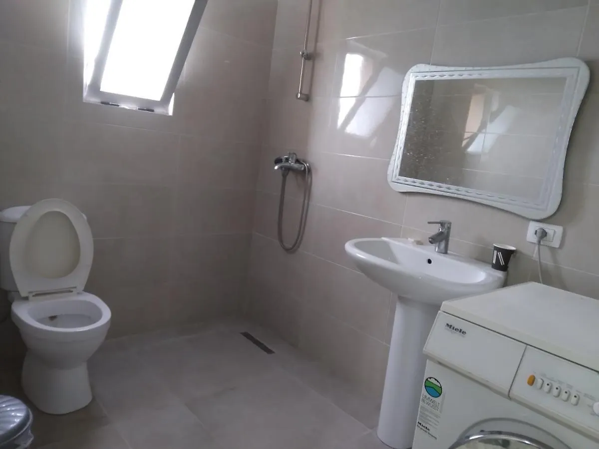 Bajovah Apartments & Restaurant Tirana