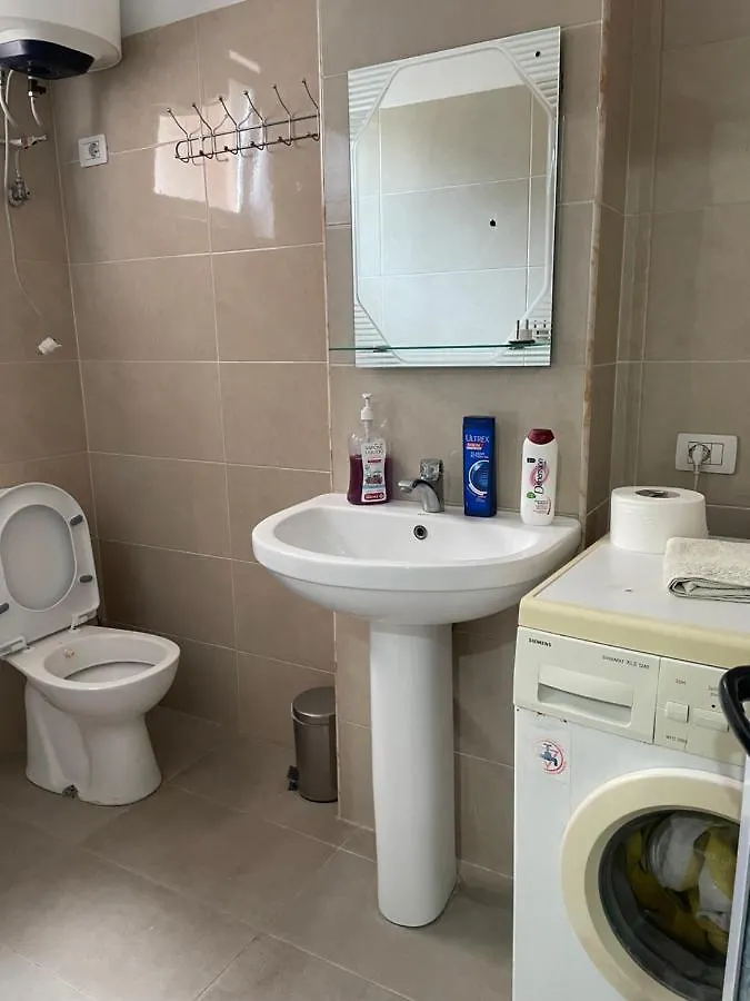 Bajovah Apartments & Restaurant Tirana