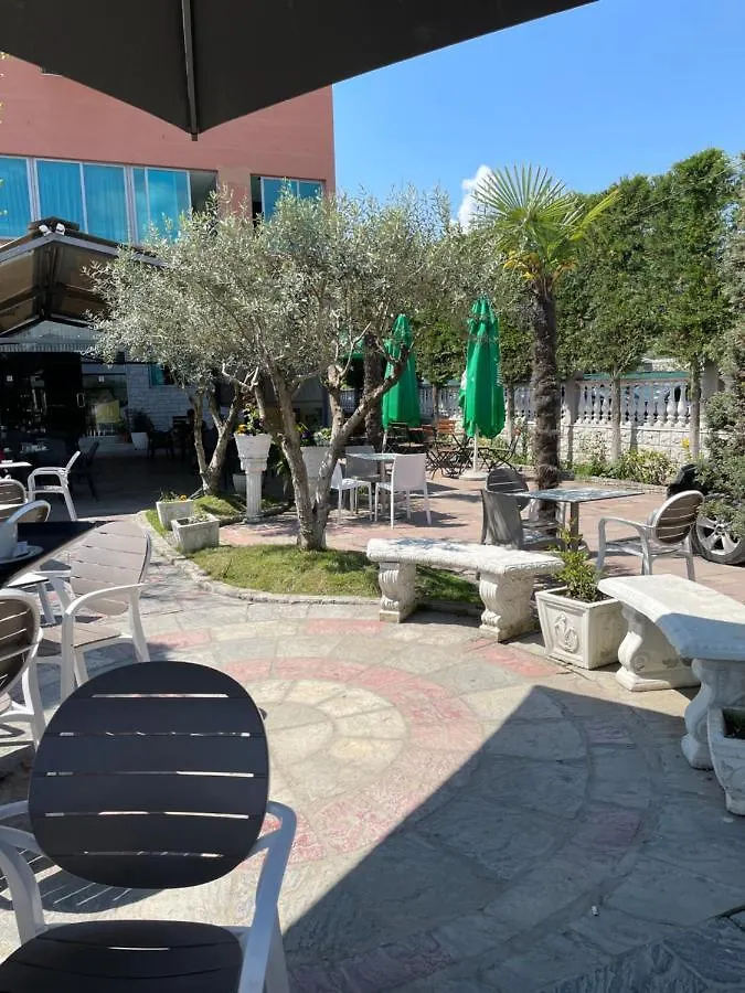 Bajovah Apartments & Restaurant Tirana
