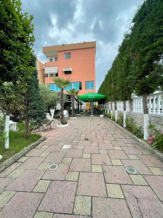 Bajovah Apartments & Restaurant Tirana