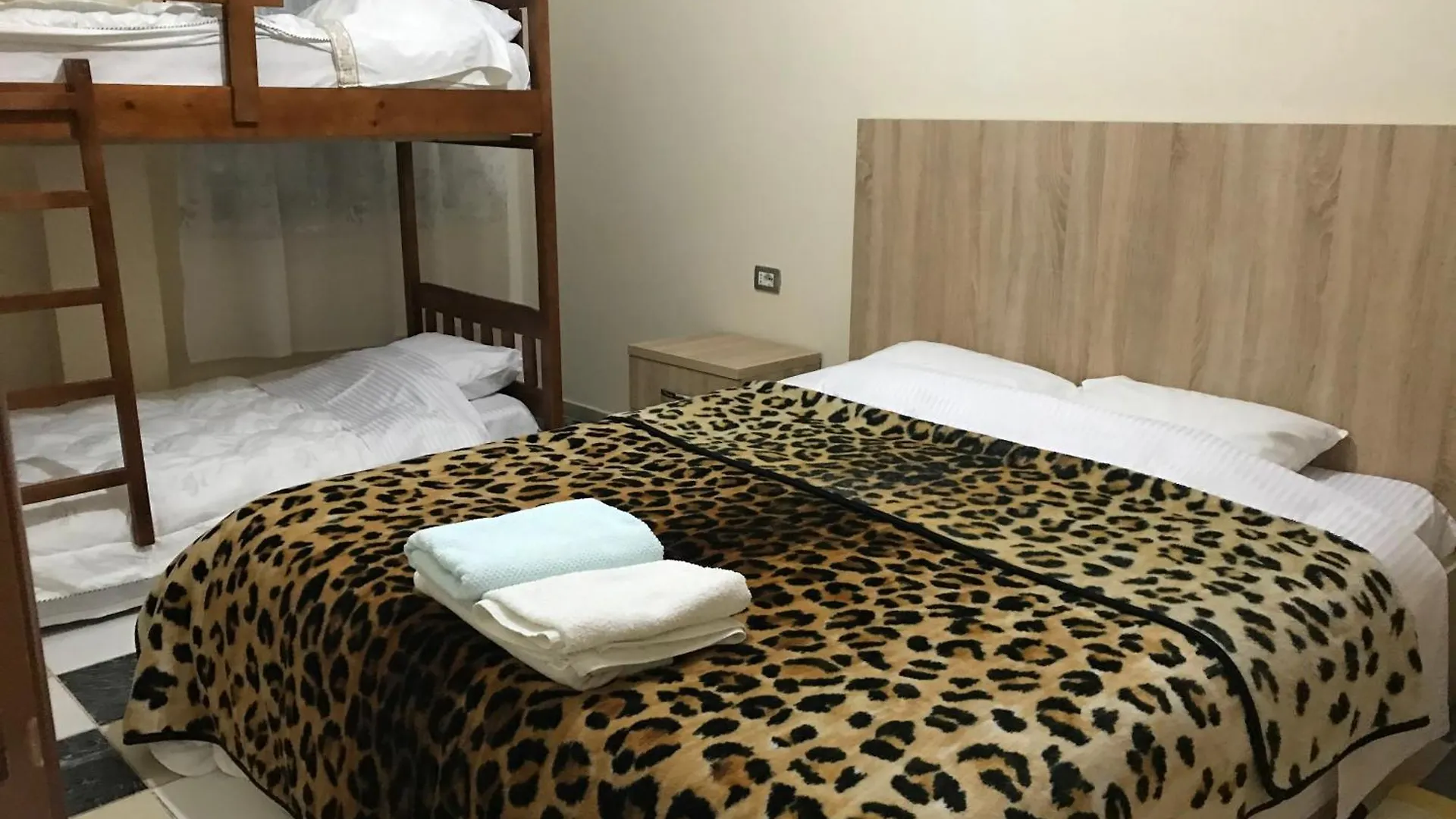Bajovah Apartments & Restaurant Tirana